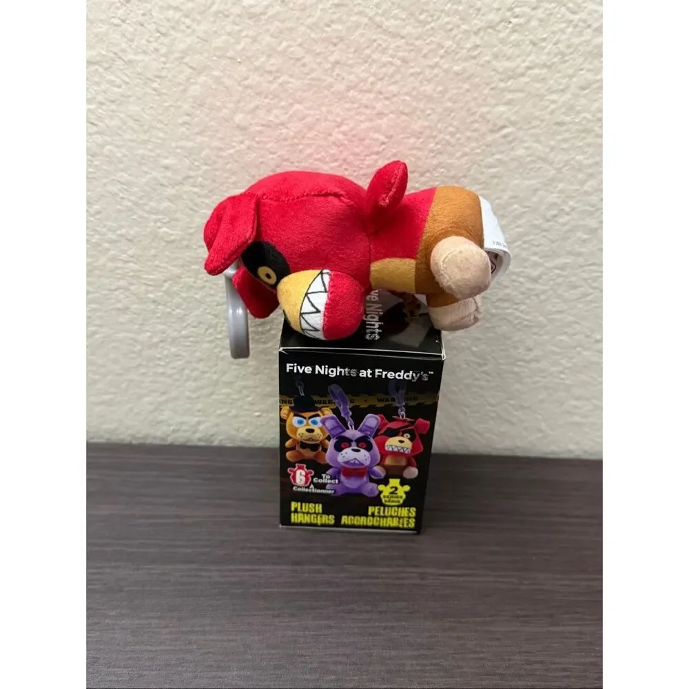 Five Nights At Freddy's Series 2 Blind Box Plush Hanger Keychain - Foxy